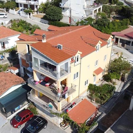Apartments Mara Seget Vranjica Εξωτερικό φωτογραφία