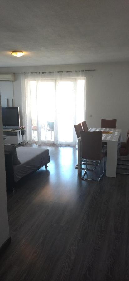 Apartments Mara Seget Vranjica Εξωτερικό φωτογραφία
