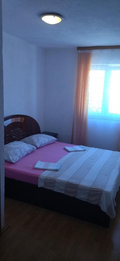 Apartments Mara Seget Vranjica Εξωτερικό φωτογραφία